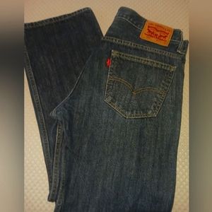 Sz 33x30 mens 569 Levi  jeans